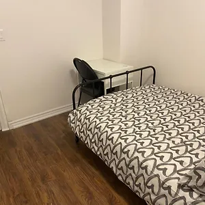 https://spacious-private-room-b.niagara-fallshotels.com